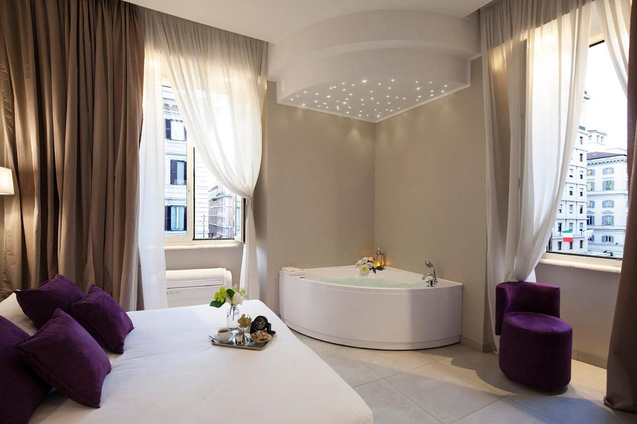 Roman Holidays Boutique المظهر الخارجي الصورة